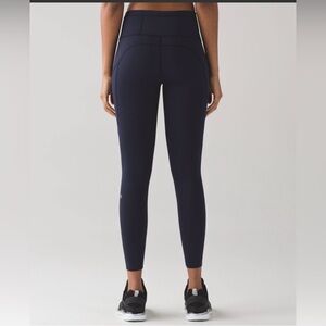 Lululemon Fast & Free 7/8 navy size 6